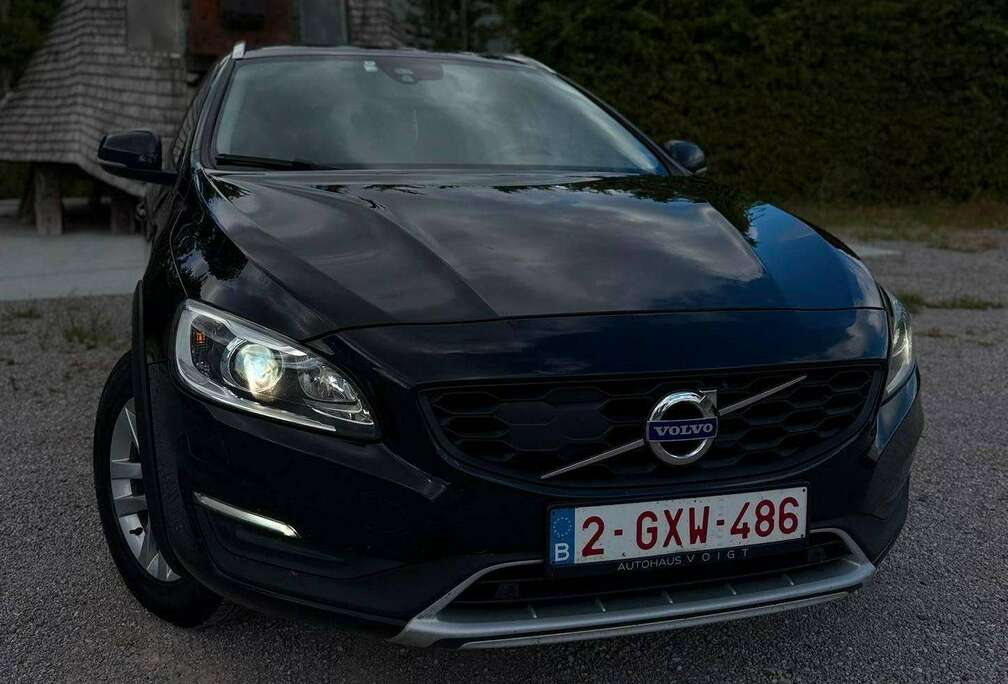 Volvo V60 Cross Country 2.0 D3 Kinetic Geartronic