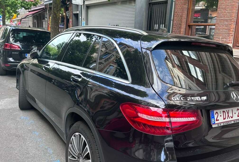 Mercedes-Benz d 4-Matic
