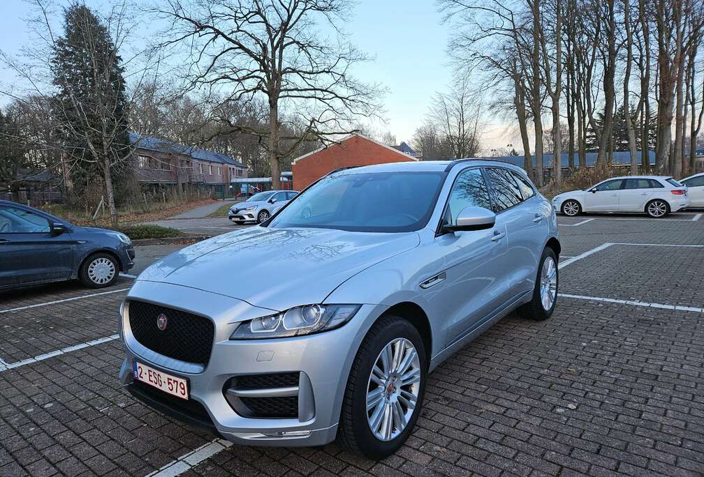 Jaguar F-Pace 2.0 D AWD R-Sport (EU6.2)