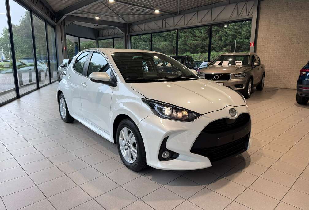 Toyota Yaris 1.5i Dual VVT-iE Dynamic CVT