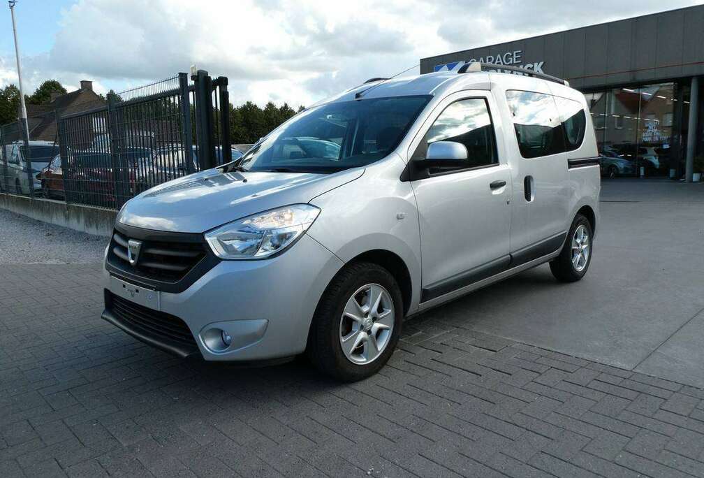 Dacia 1.2 i benzine 115pk 5pl Business Luxe \'16 151000km (71627)