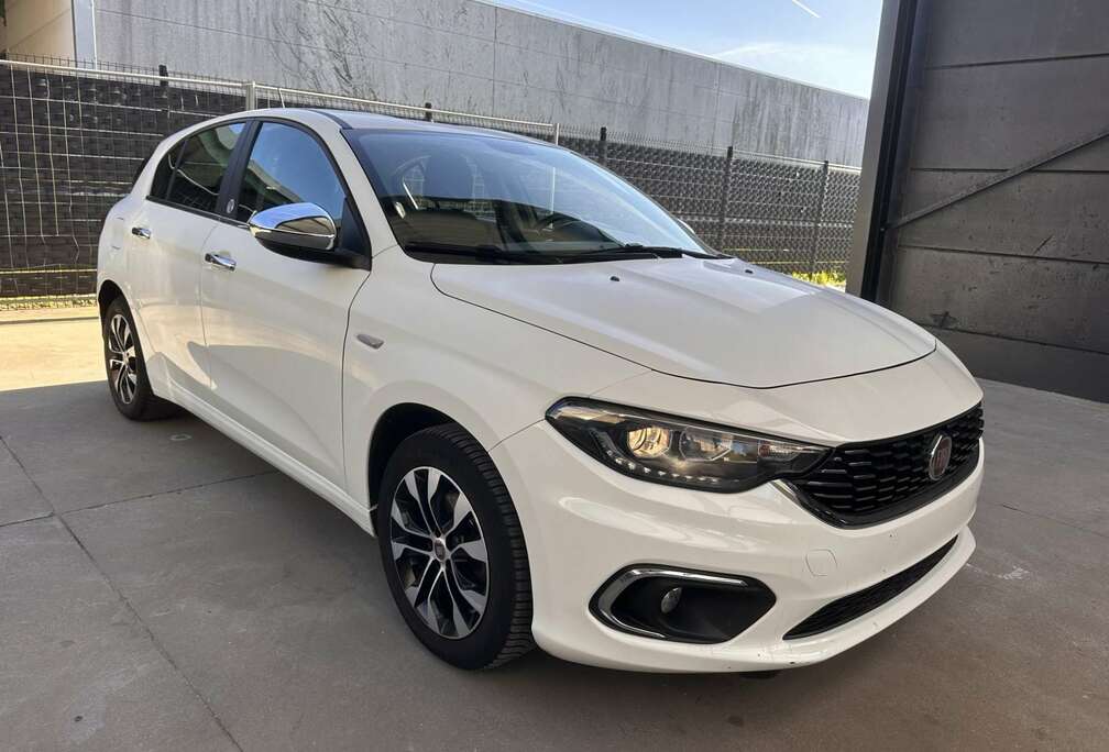 Fiat Tipo SW 1.6 MultiJet Mirror Bus. DCT S