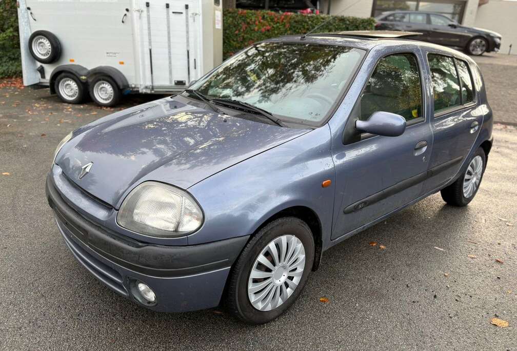 Renault Clio 1.6 Automatik RXE
