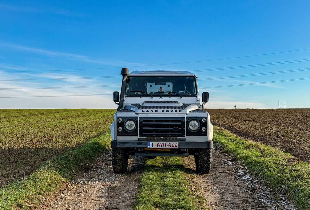 Land Rover Defender 110 2.4 Turbo