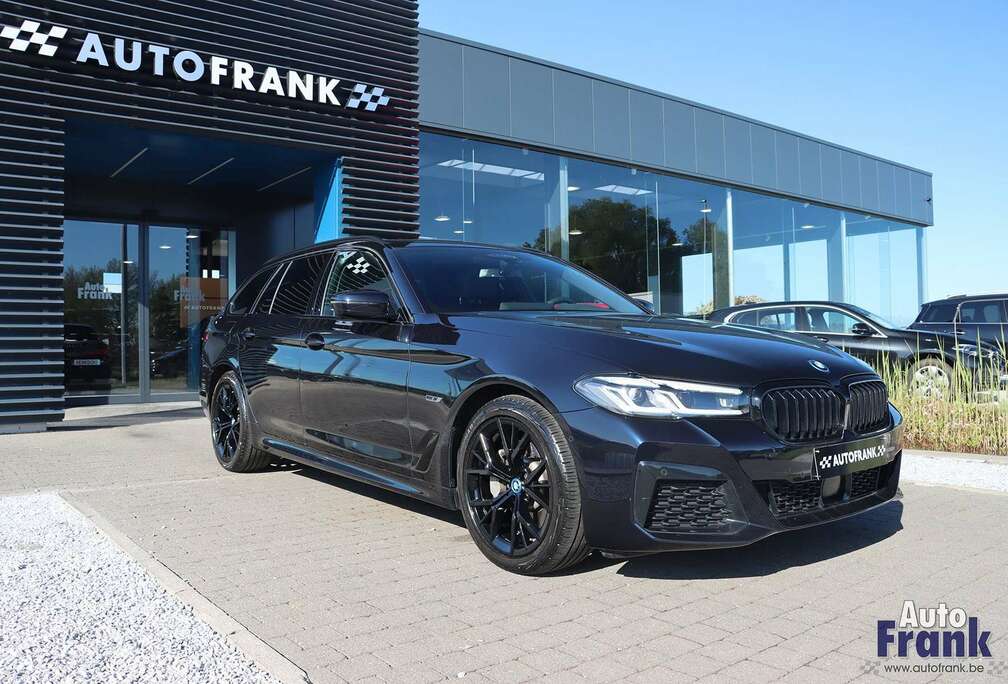 BMW BREAK / M-SPORT / PANO / TREKHK / COMFORTZTL / 19\