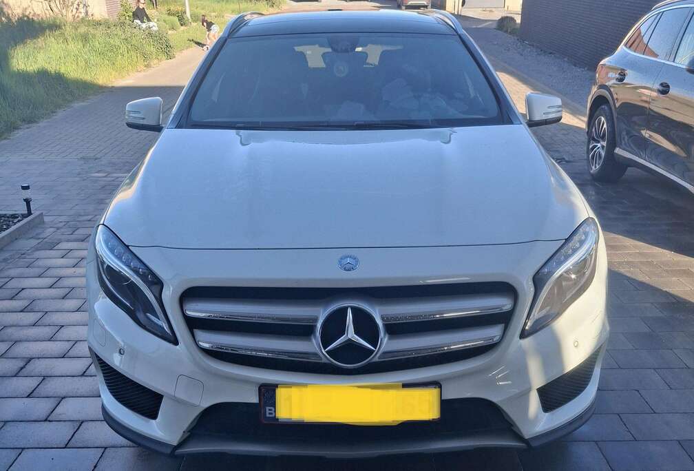 Mercedes-Benz GLA 180