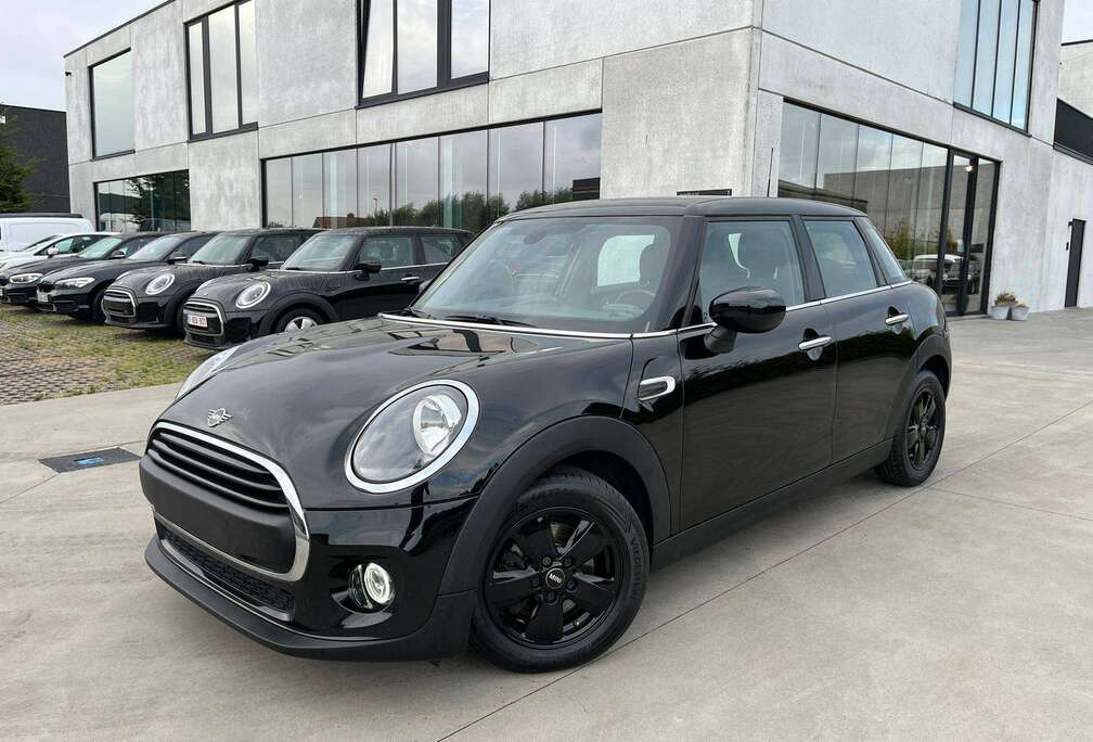 MINI MINI One 2021 /Benzine/5d/LED/PDC/Navi/Garantie
