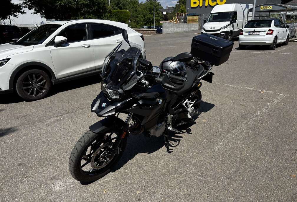 BMW TRIPLE BLACK - NOUVEAU MOTEUR/EMBRAYAGE