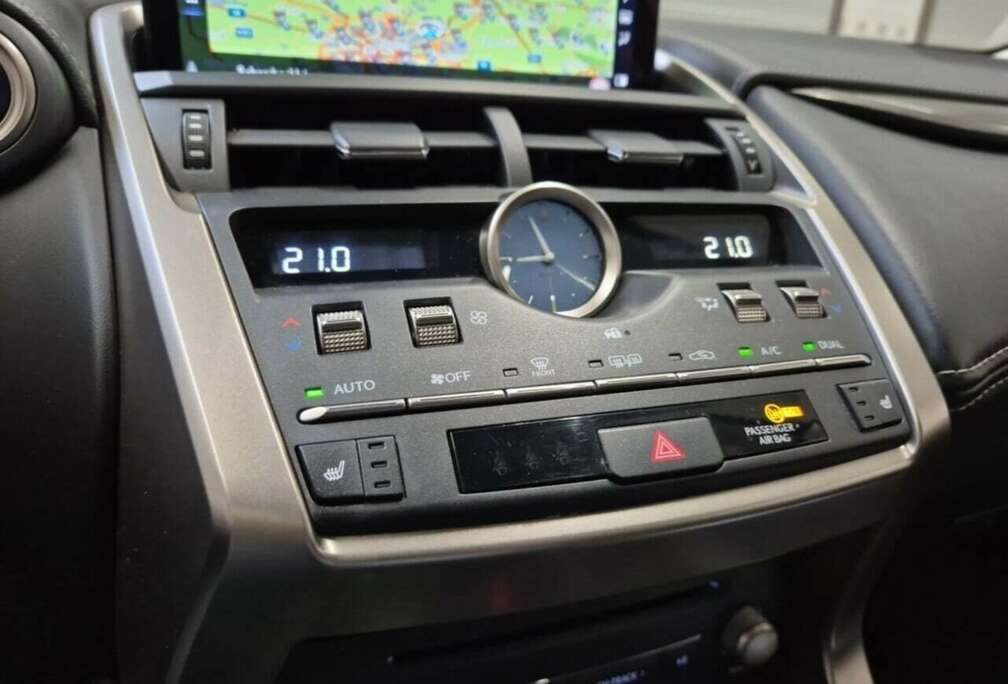 Lexus 2.5i AWD Executive Line E-CVT (EU6.2)