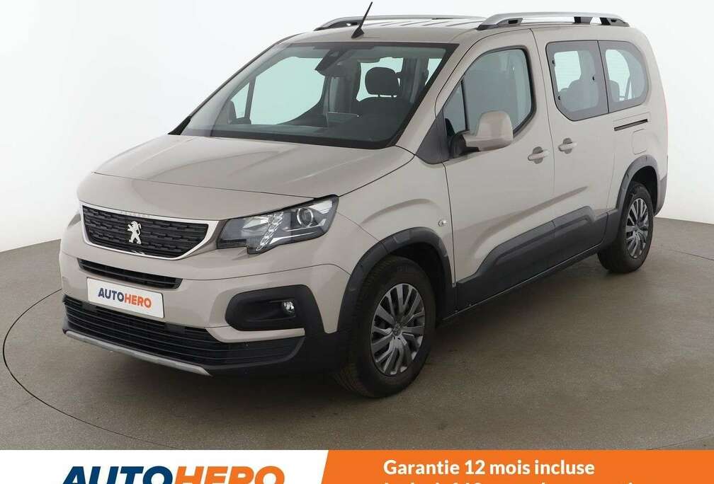 Peugeot 1.2 PureTech Allure L2