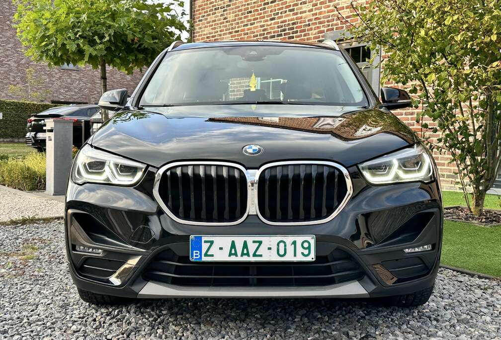 BMW xDrive25e Advantage