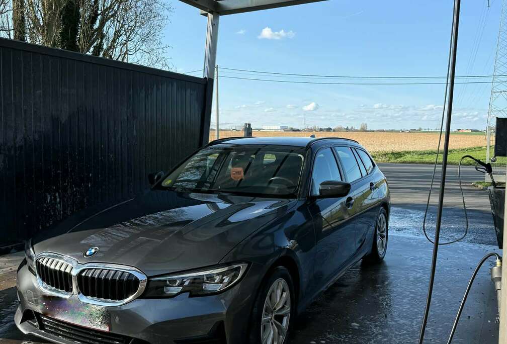 BMW Touring d AdBlue (EU6AP)