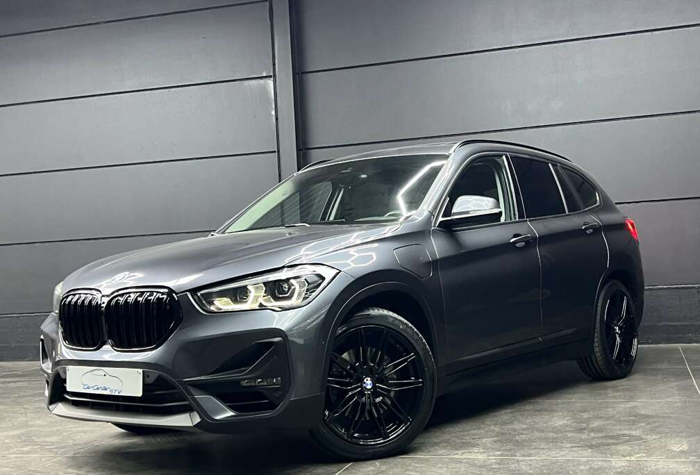 BMW xDrive25e Plug-in Hybrid / LED / Camera