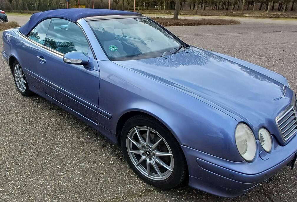 Mercedes-Benz CLK 230 Kompressor Avantgarde
