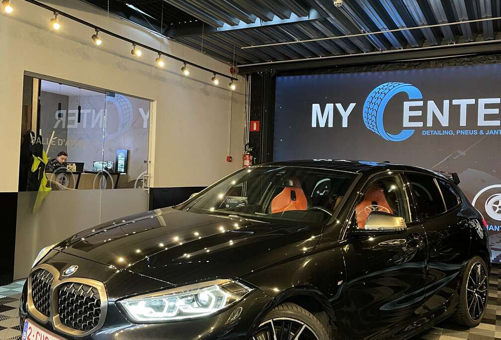 BMW M135i xDrive 306 ch BVA8