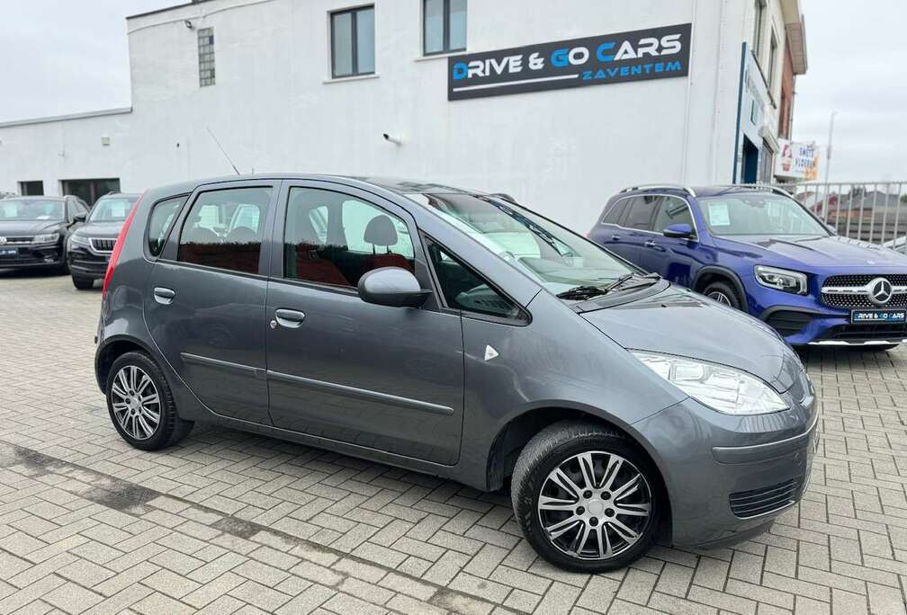 Mitsubishi Colt 1.3i 16v - Airco  ** 1 JAAR GARANTIE **