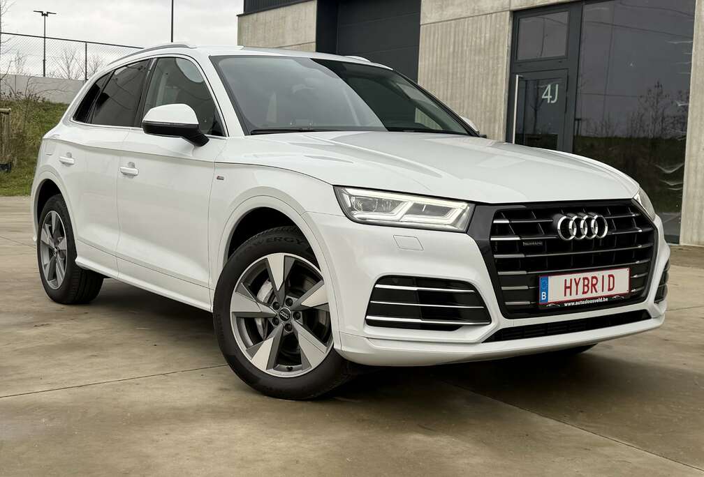 Audi 55 TFSI  S LINE  PLUG IN/ 367 PK / NIEUWSTAAT