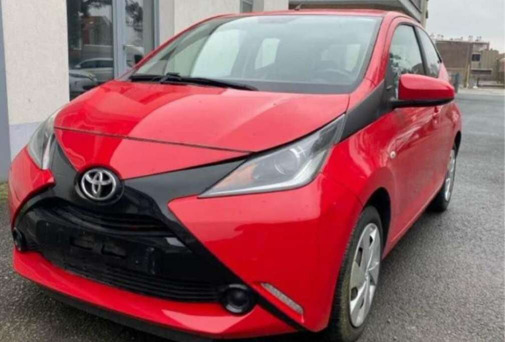 Toyota 1.0i Color Edition MMT