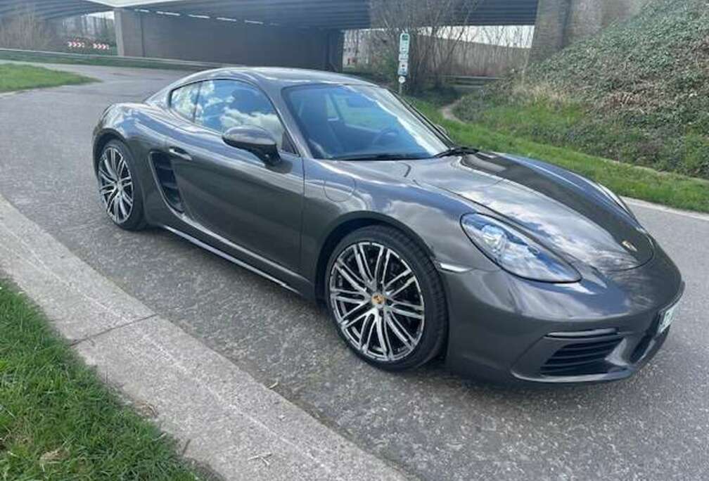 Porsche 718 Cayman PDK