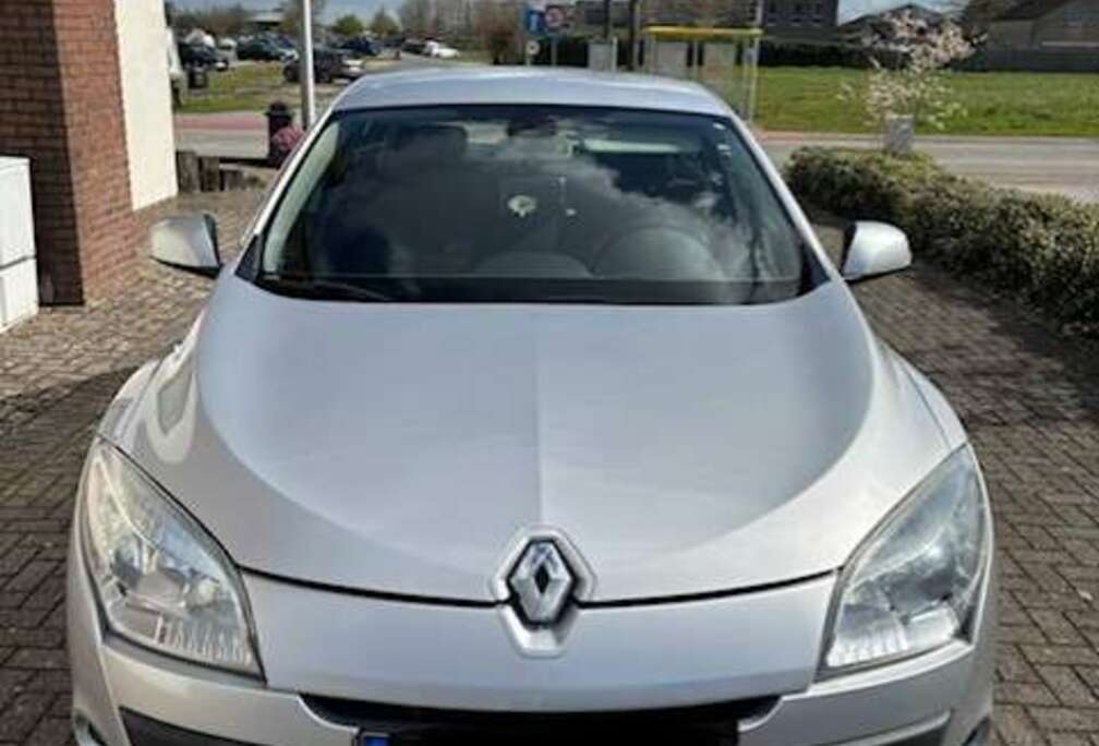 Renault 1.6i Expression