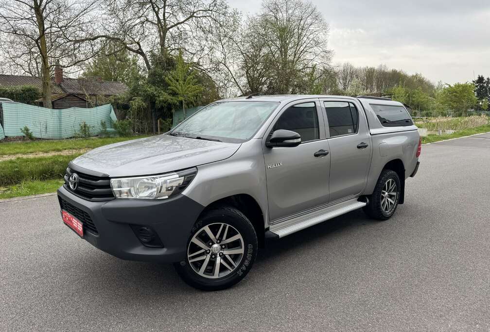 Toyota 2.4D-4D Manual / Dubbel Cabine / Export Afrik Only