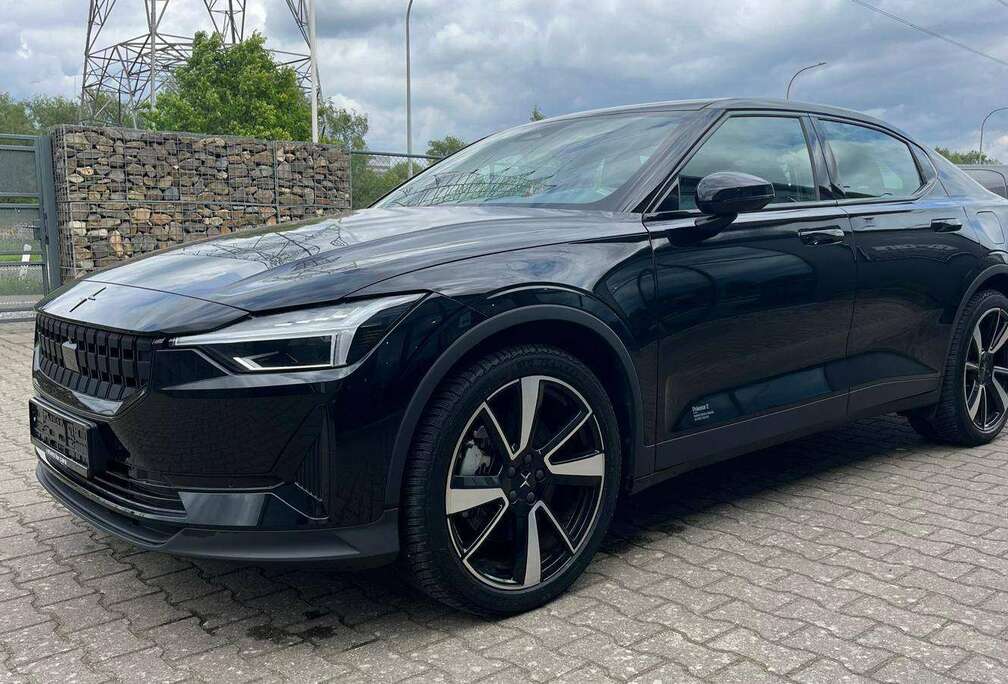 64 kWh Single Motor MY22 * Superstaat