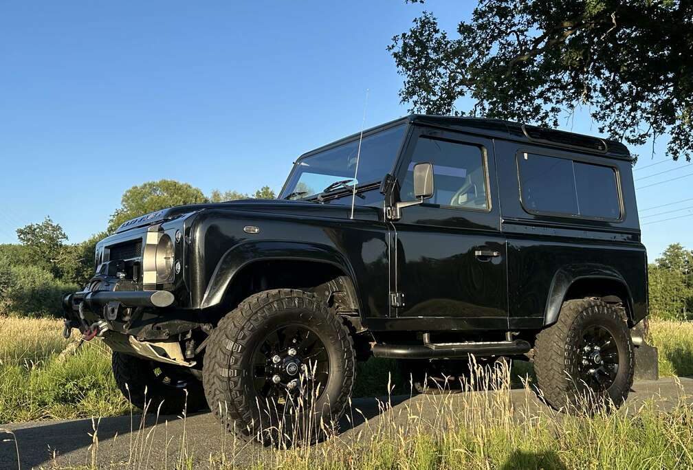 Land Rover 90 2.2 TD4