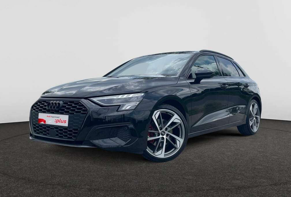 Audi 35 TFSI Business Edition S-Line  AUTOMAAT /// Verwarmde zetels vooraan /// Elektrische kofferklep //