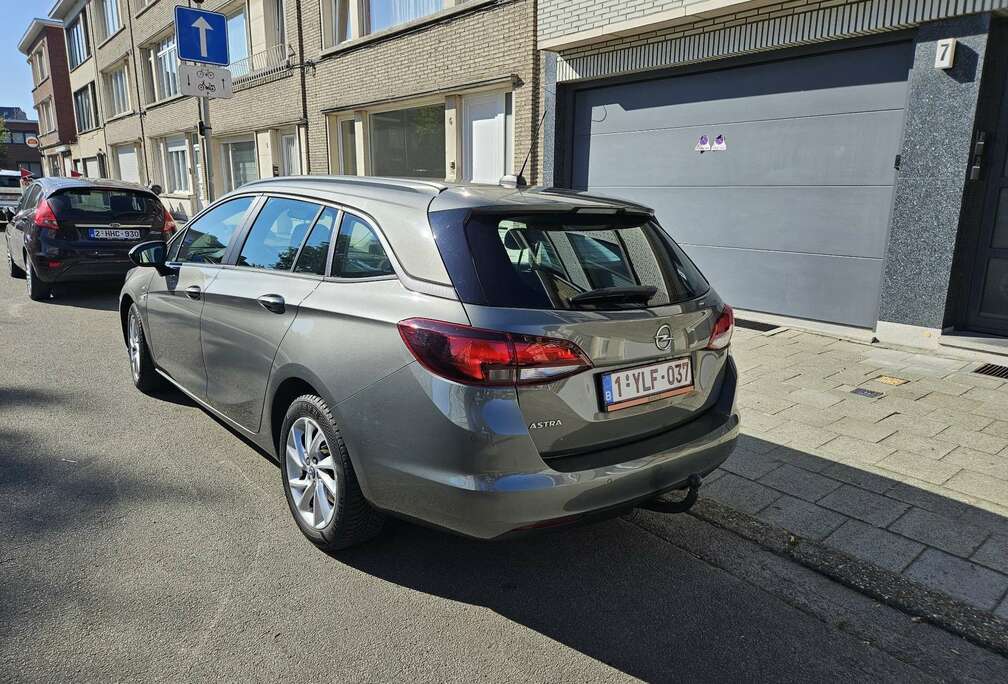 Opel Sports Tourer 1.2 Turbo S/S