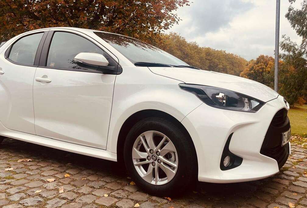 Toyota Dynamic 1.5 Hybrid e-CT