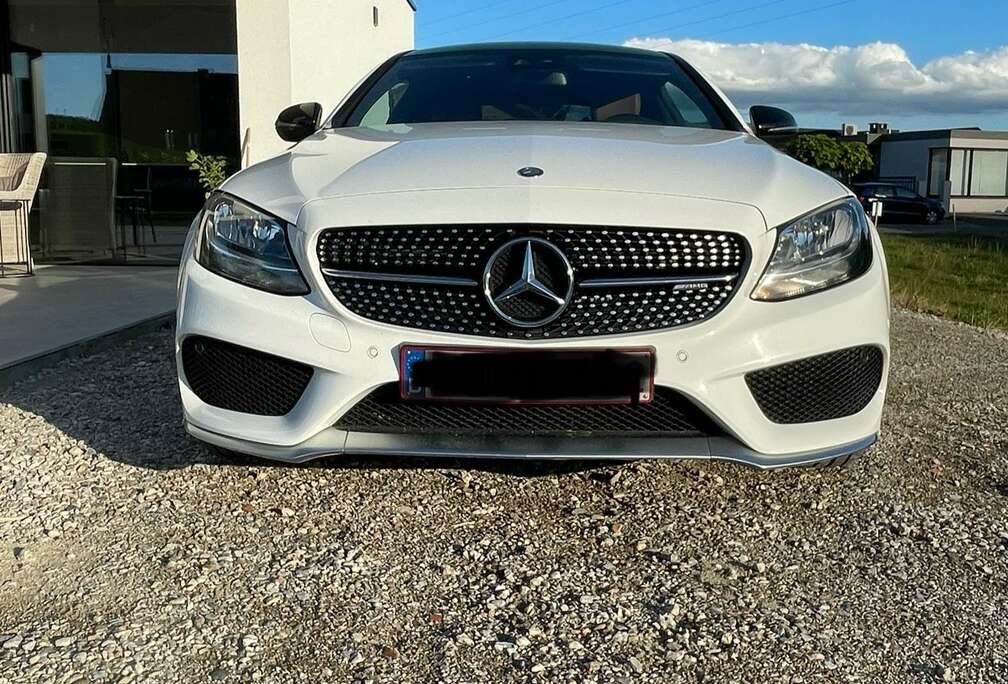 Mercedes-Benz Coupe 4Matic 9G-TRONIC