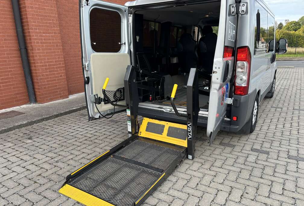 Peugeot 2.2 HDi  PMR Equipé Handicap