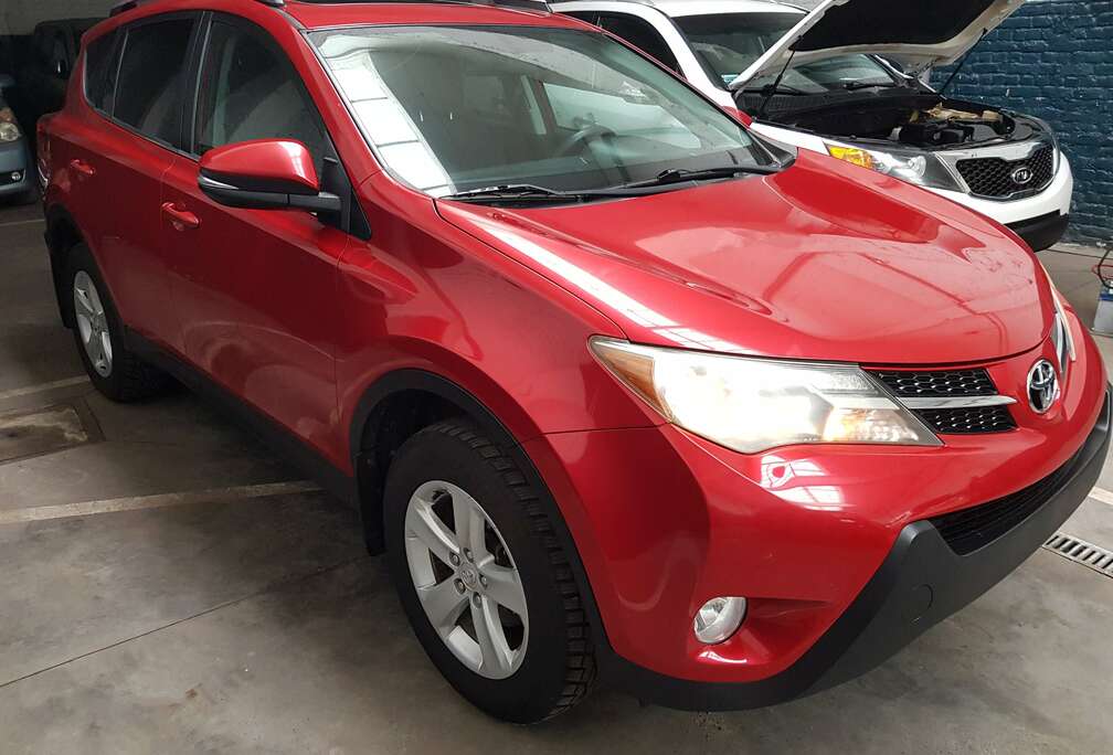 Toyota RAV4 2.0i 4x4 - Export Pour L\'Afrique