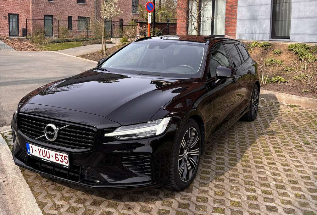 Volvo V60 2.0 T6 AWD PHEV R-Design