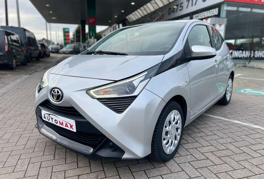 Toyota 1.0i VVT-i x-play II