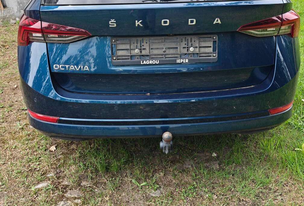 Skoda Octavia 2.0 TDi SCR Clever DSG