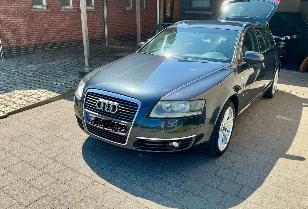 Audi A6 Avant 2.0 TDi 16v