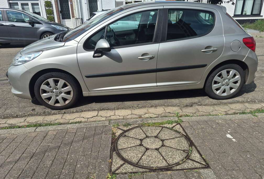 Peugeot 1.4i 16v Premium