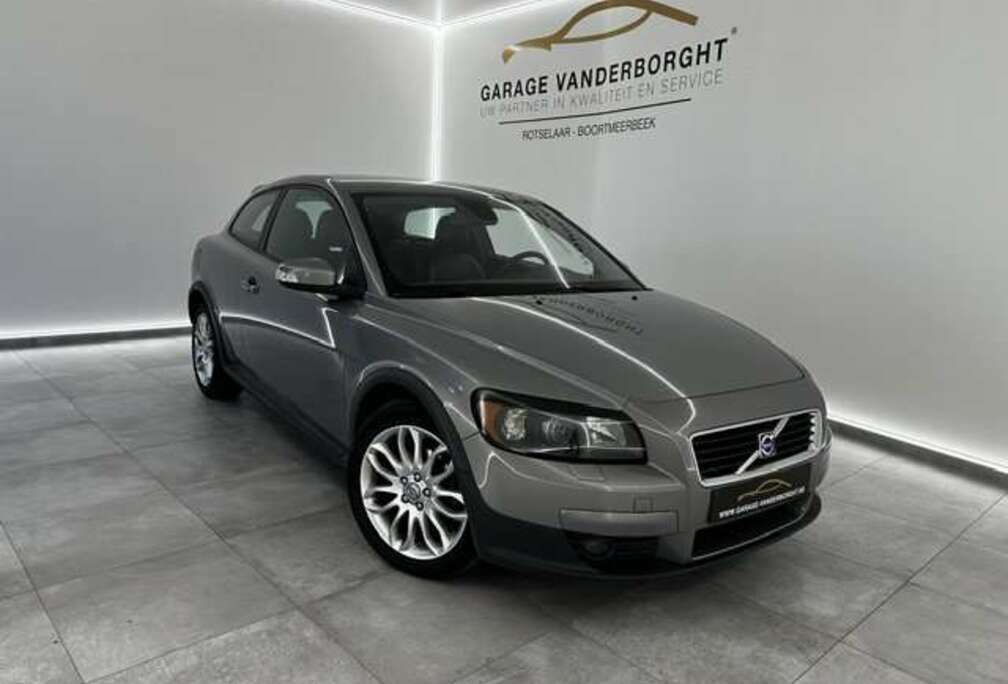 Volvo SPORT EDITION BENZINE+LEDER