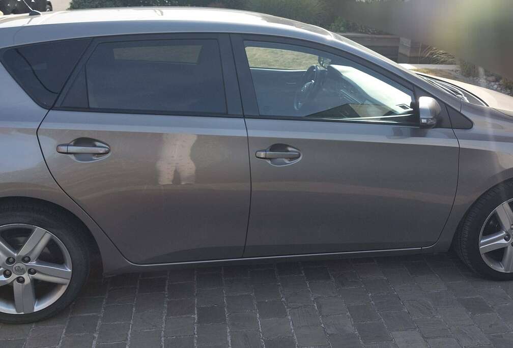 Toyota Auris 1.33i VVT-i Active