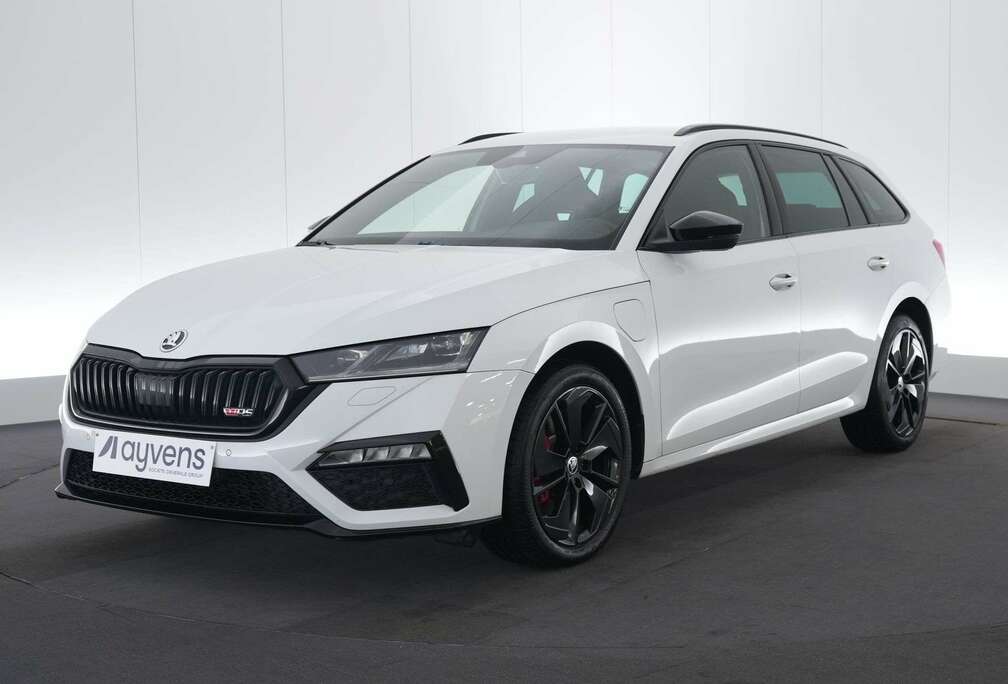 Skoda Combi 1.4 TSI PHEV DSG RS LEDER/ALCANTARA LED GPS