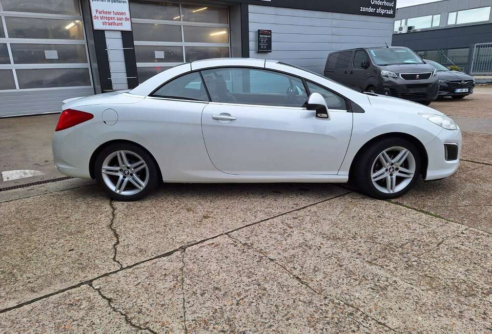 Peugeot 308 CC  top uitvoering