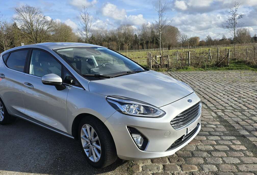 Ford Titanium 1.1TI VCT