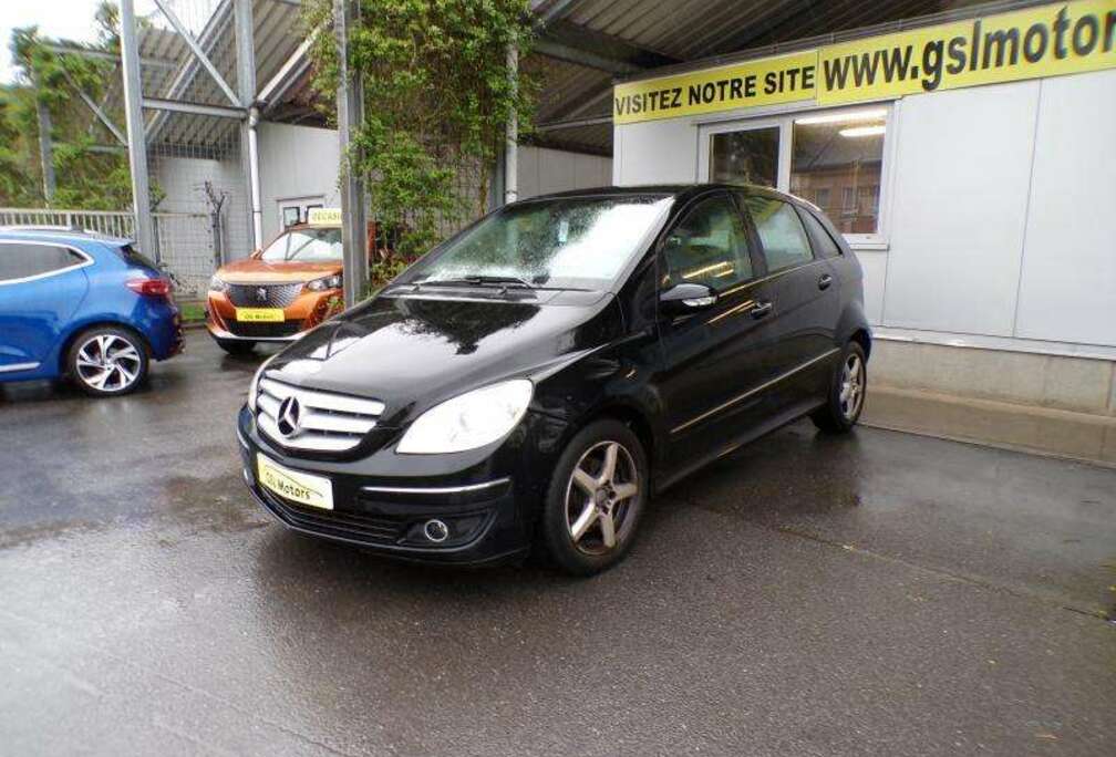 Mercedes-Benz 2.0D 110cv noire 11/07 1.500 € Marchand Airco
