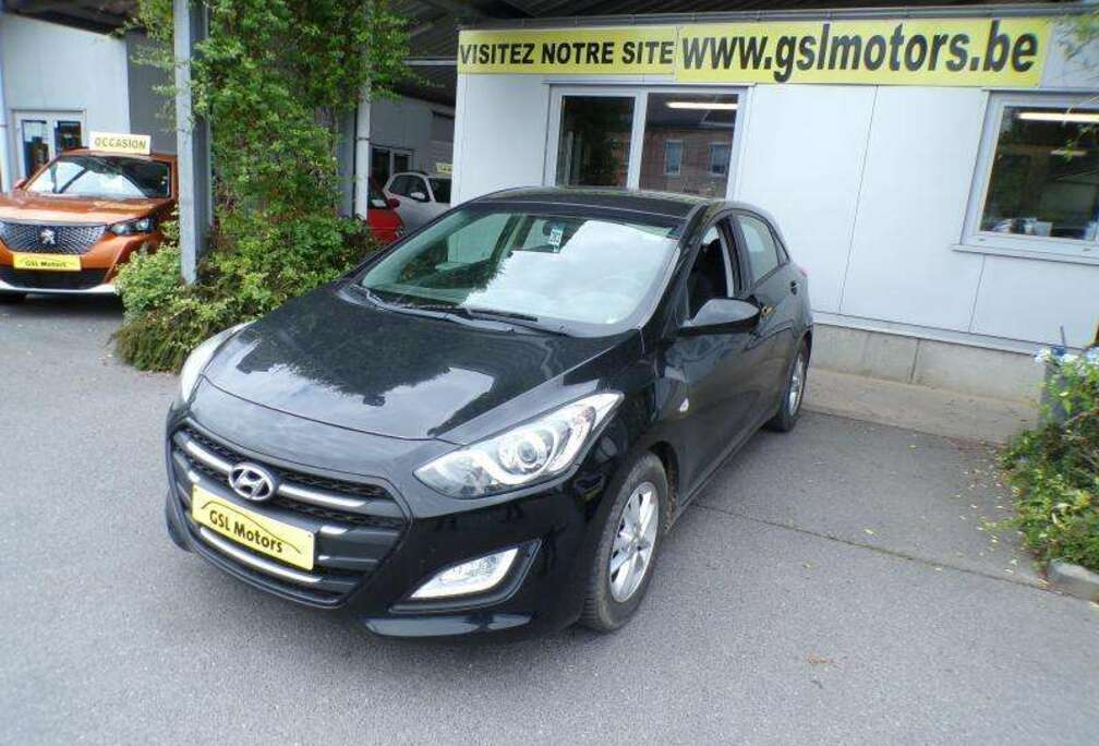 Hyundai 1.4 90cv noir 02/17 Airco Cruise Bluetooth
