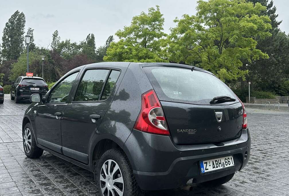 Dacia 1.2 Essence Euro 4 Avec Demande D’immatriculation