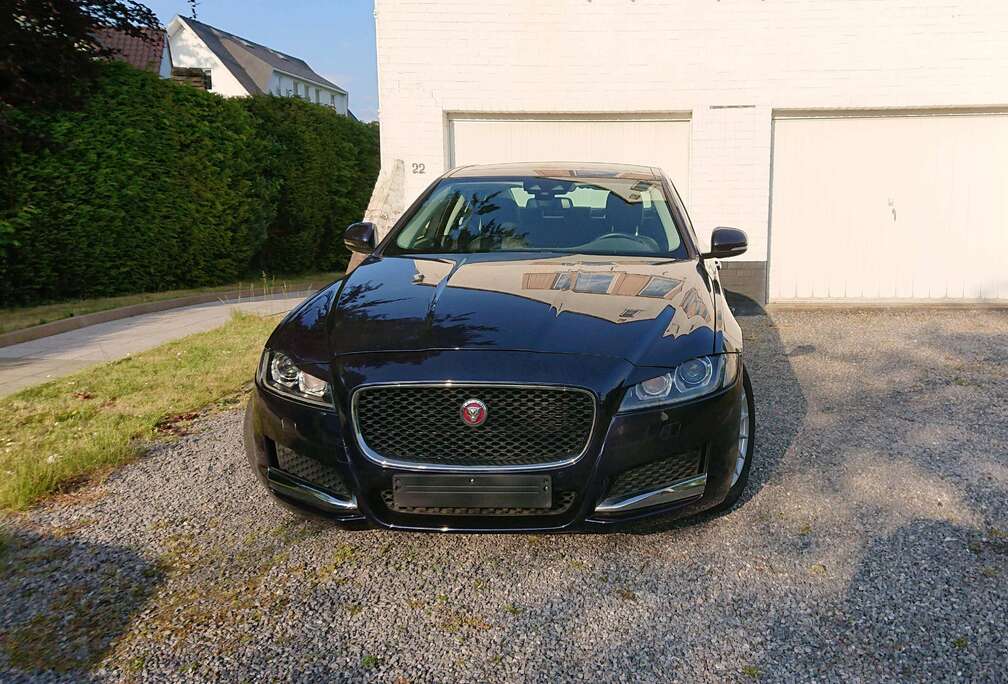 Jaguar XF 2.0 D Business Edition Prestige