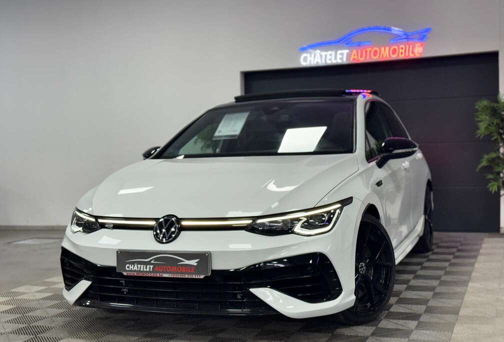 Volkswagen Performance// Harman