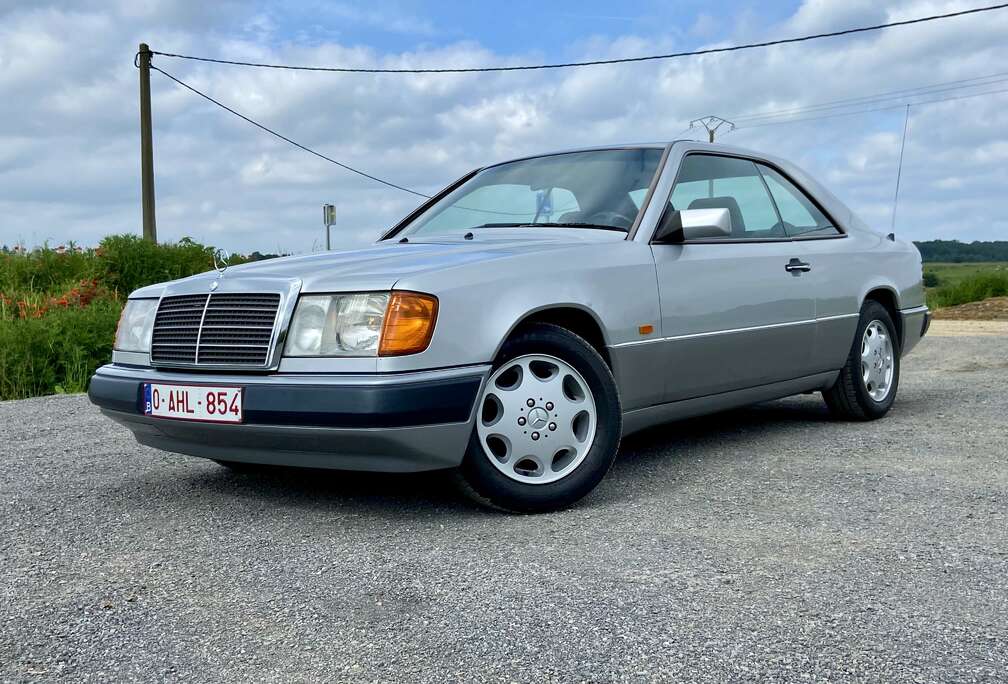 Mercedes-Benz W124 - coupé 230 - 104.000 km