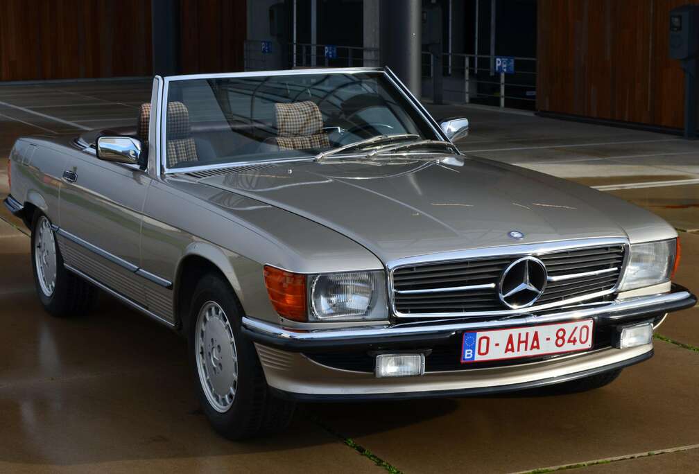 Mercedes-Benz 300 SL